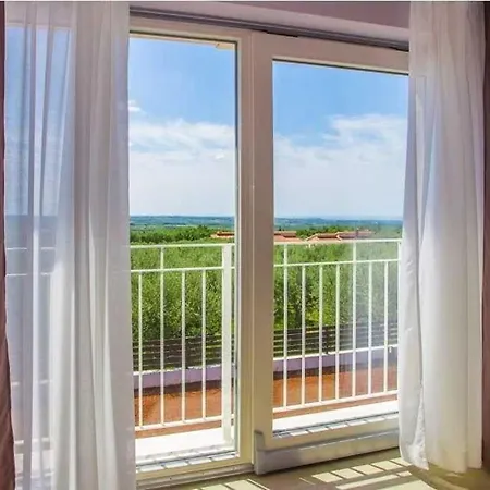 Nikolas By Aneo Travel וילה Kaštelir