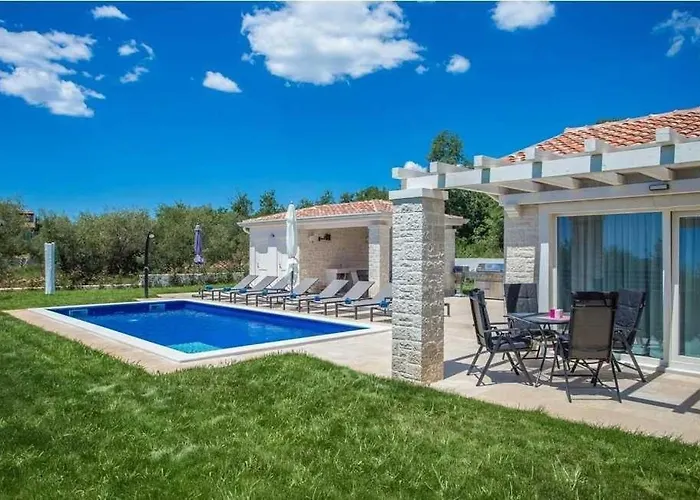 Nikolas By Aneo Travel Villa